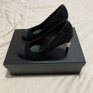 Chanel suede and pearl CC toe pumps